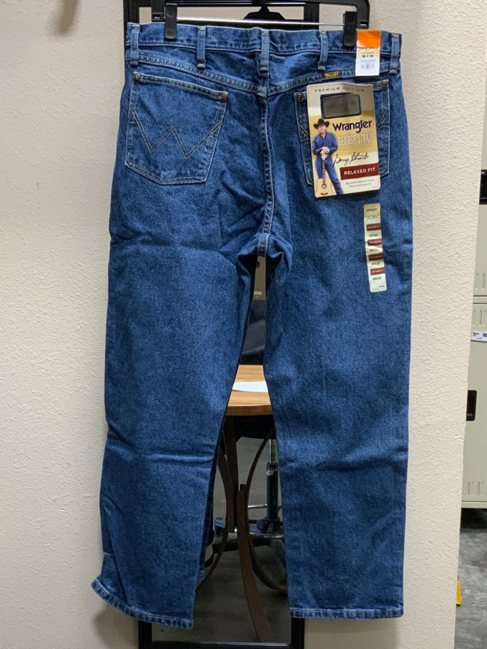 Wrangler Men's Relaxed Fit George Strait Denim Jeans